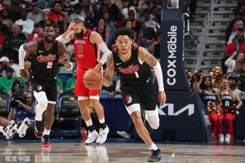 长期以来的 长期以来的