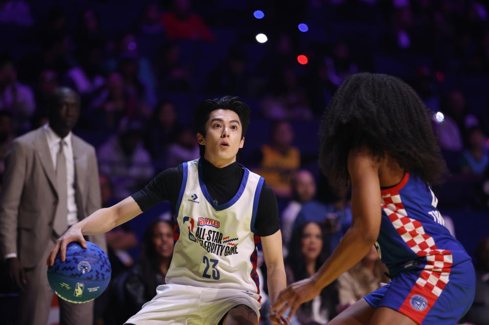 也是对足球 也是对足球